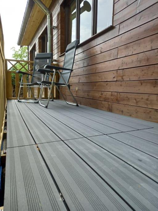 - L'endoxyle Chalet Froidchapelle